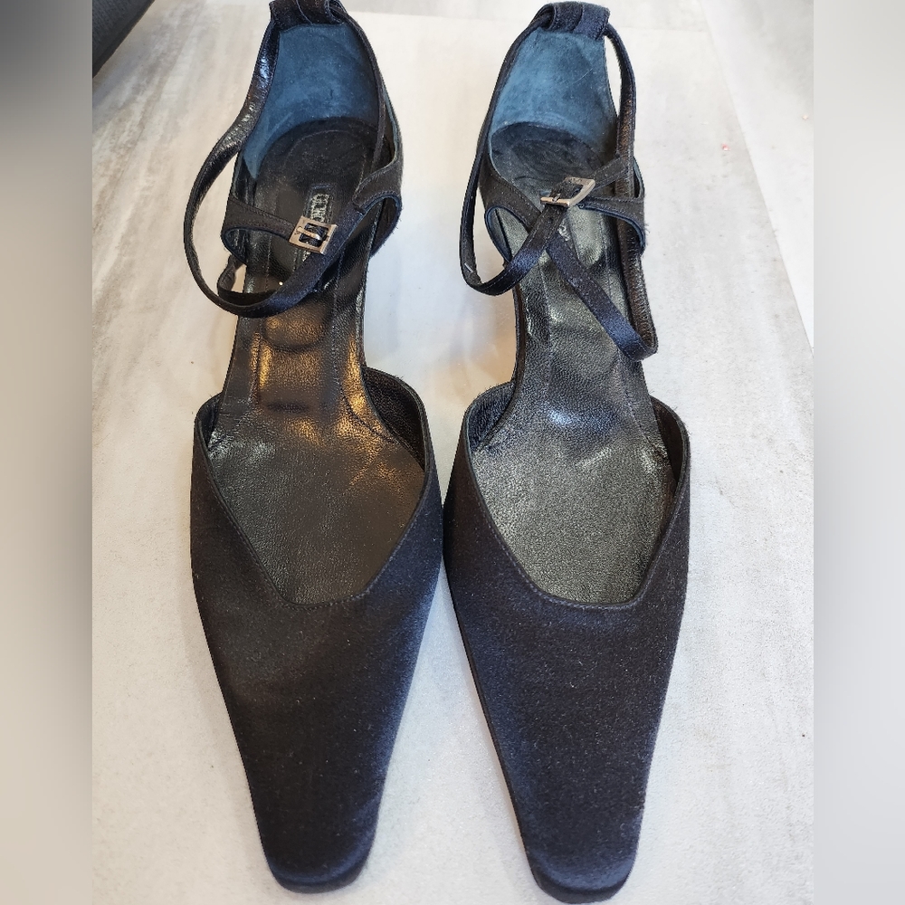 Black Giorgio Armani vintage satin kitten heel sz eu 37 / us 7